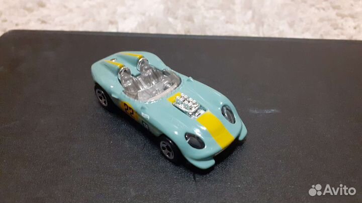 Машинки Hot Wheels мейн