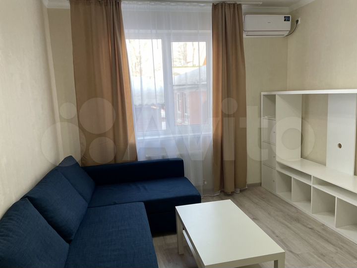 2-к. квартира, 40 м², 1/2 эт.