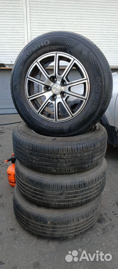 Kumho Ecowing ES31 215/65 96H