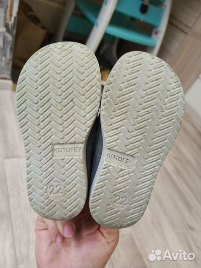 Ботинки для девочки 22