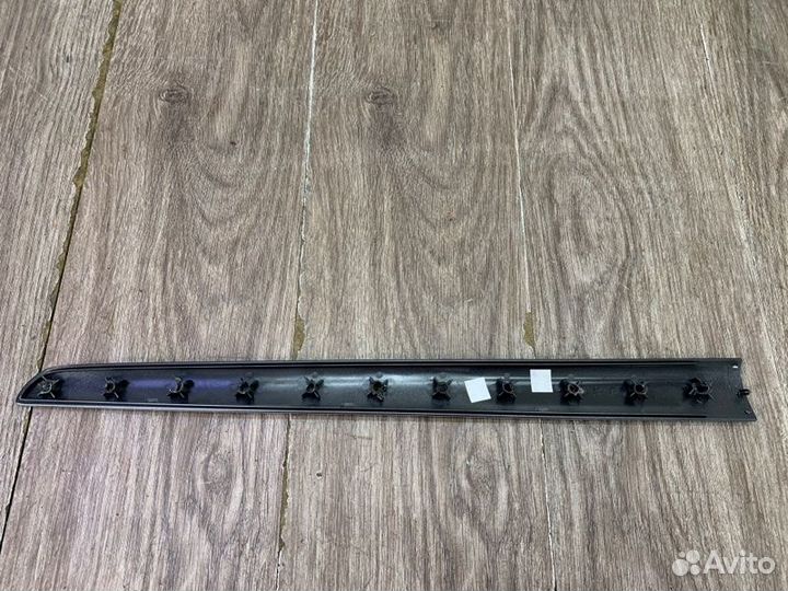 Накладка декоративная передняя левая Opel Astra H