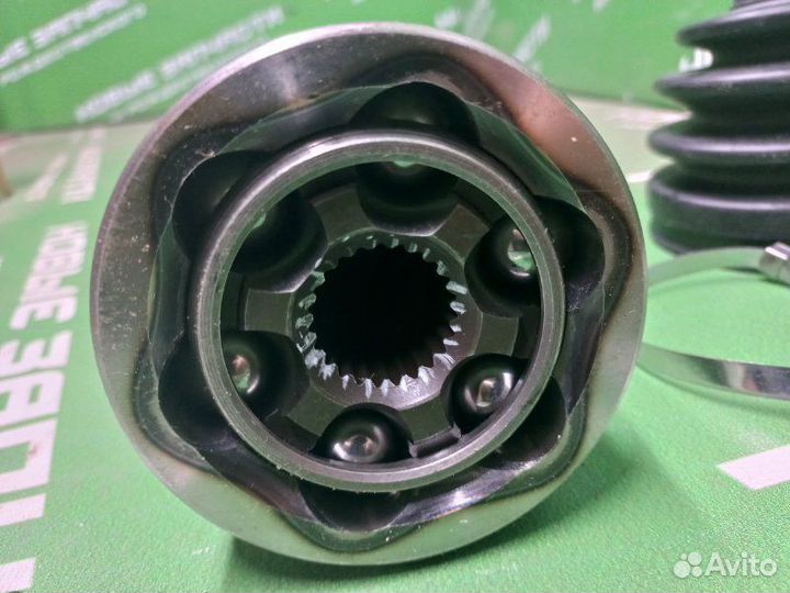 Шрус наружный Nissan Bluebird 1989