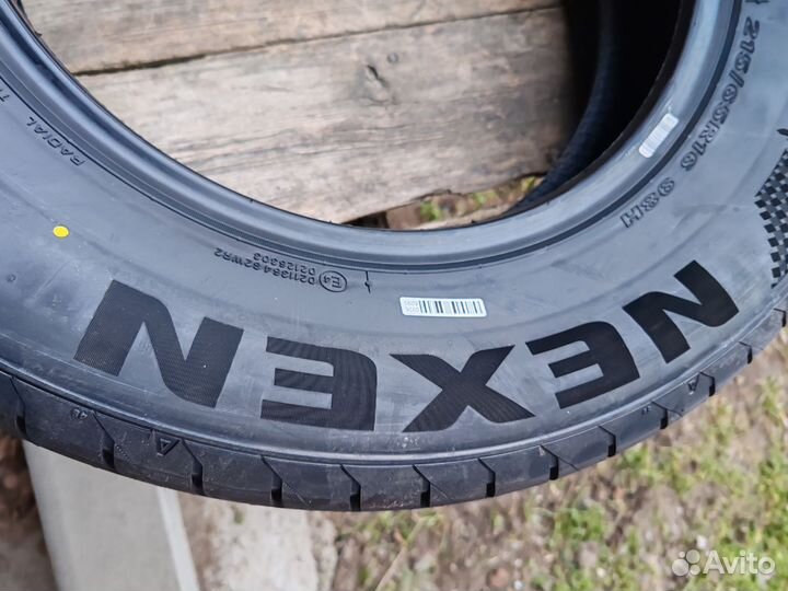 Nexen N'Fera Primus V 215/65 R16 98H