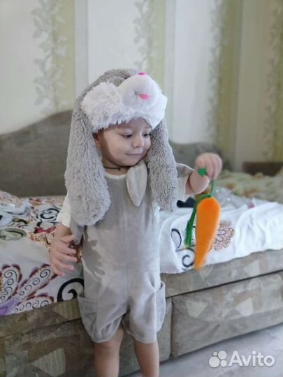 Костюм зайчика 92р