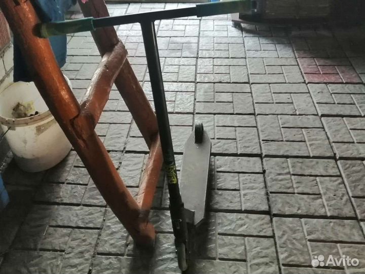 Трюковой самокат