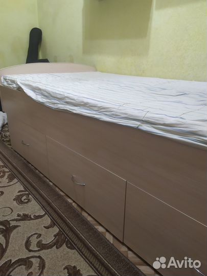 Продам кровать