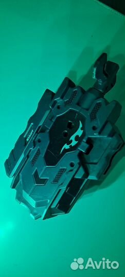 Пускатель для бейблейдов