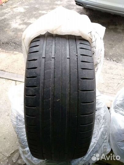 Goodyear Eagle F1 Asymmetric SUV 4x4 285/45 R20 112Y