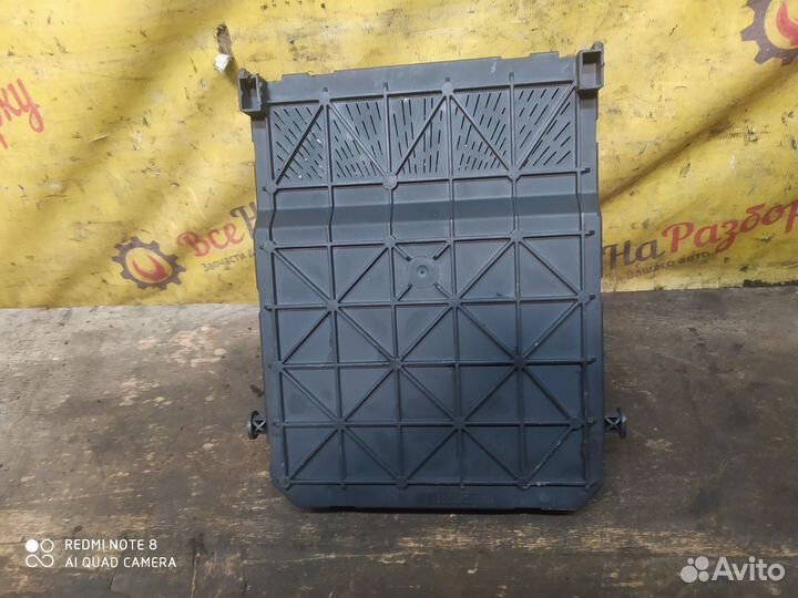 Блок предохранителей салона Peugeot 206