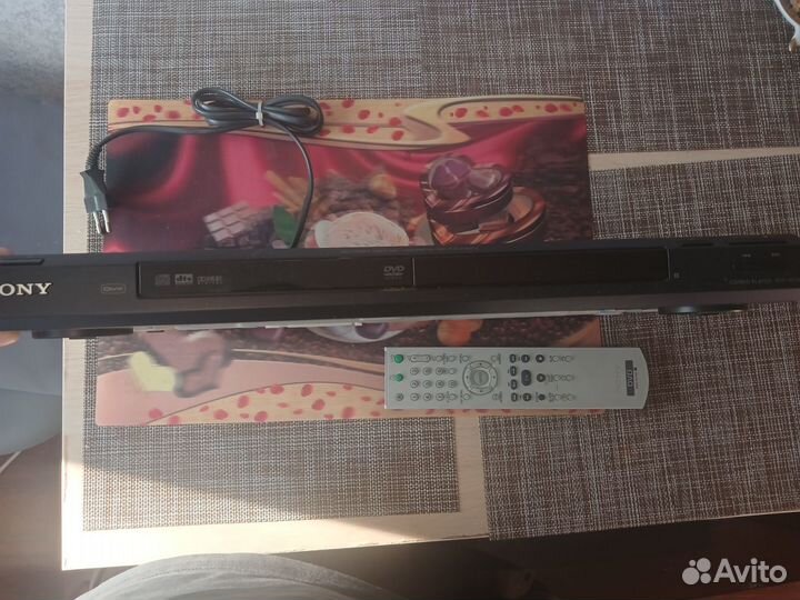 DVD плеер Sony DVP-NS36