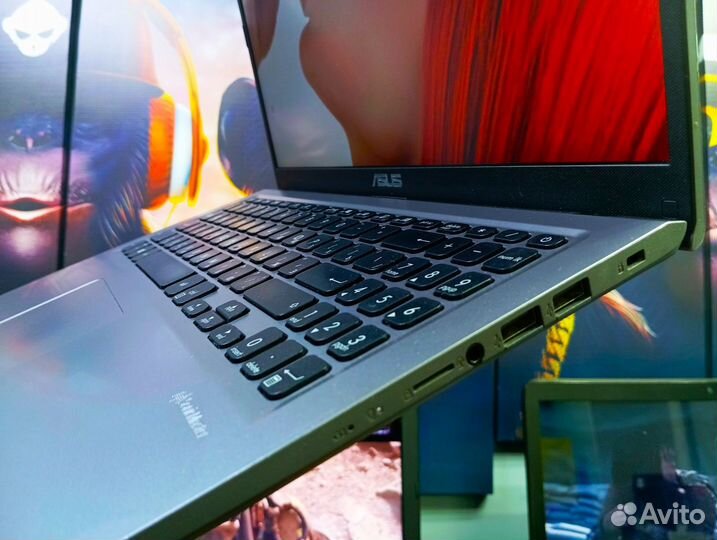 Современный ноутбук Asus
