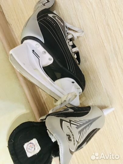 Коньки хоккейные, лыди, пуховик, ботинки