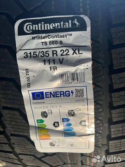 Continental ContiWinterContact TS 860S 275/40 R22 и 315/35 R22 111V