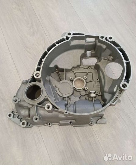 Картер сцепления ваз 2111 на две шпильки