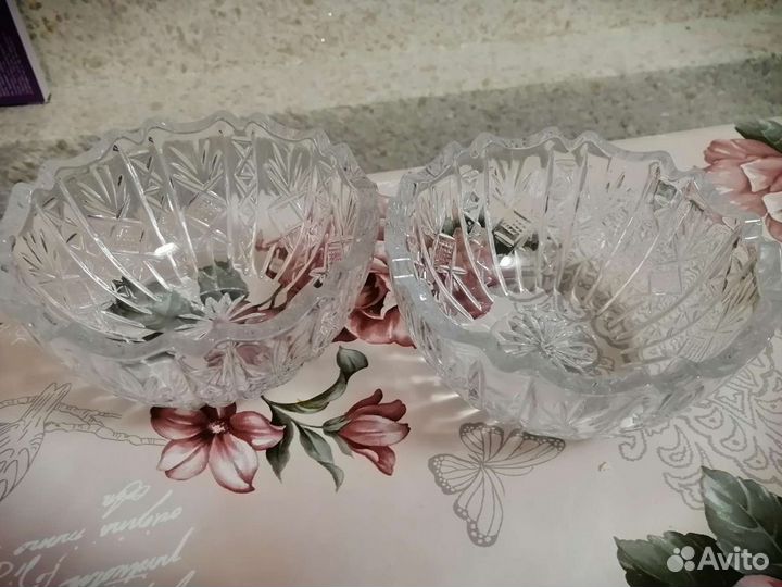 Хрустальная ваза