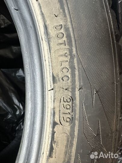 Nokian Tyres Hakkapeliitta R3 245/45 R18 и 275/40 R18 103T