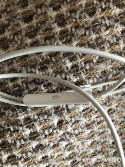 Apple EarPods (Lightning)