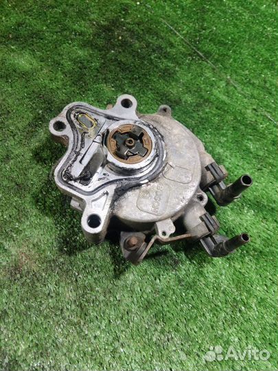 Насос вакуумный Land Rover Discovery 3 276DT 2006