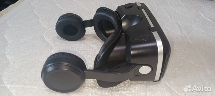 Комплект 3D-очков VR shinecon G04E с наушниками