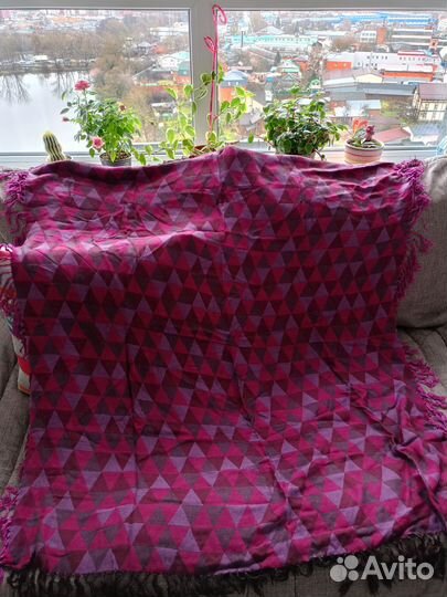 Шарфы платки палантины