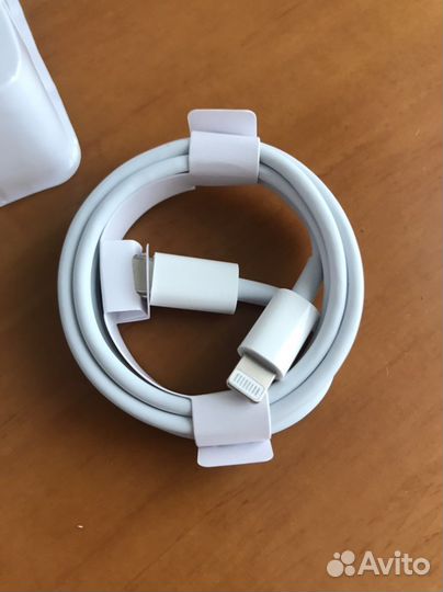 Зарядное устройство для iPhone 20w