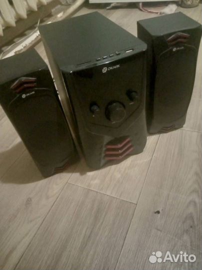 Музыкальный центр