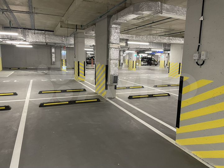 Машиноместо, 13 м²