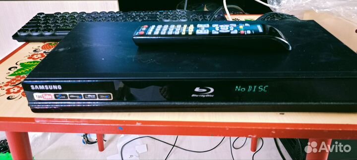 Blu-ray плеер Samsung bd P1600a