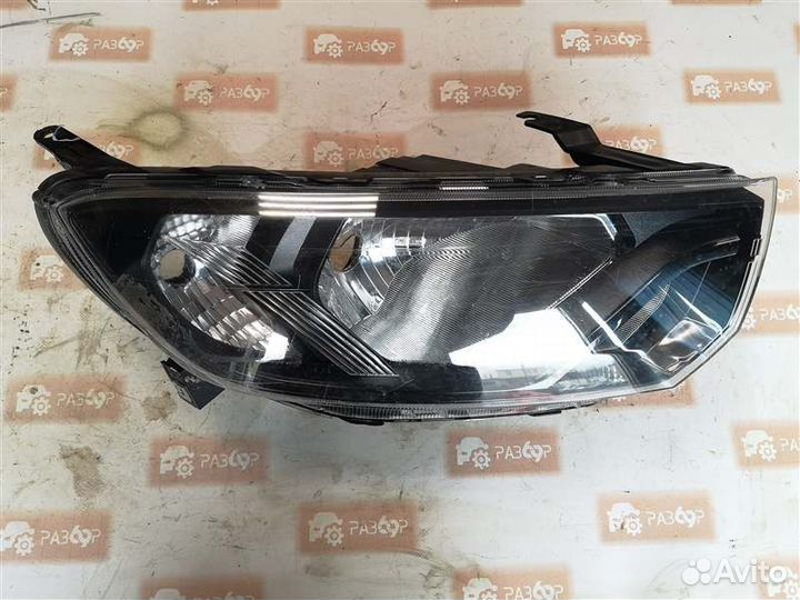 Фара передняя правая Лада Гранта