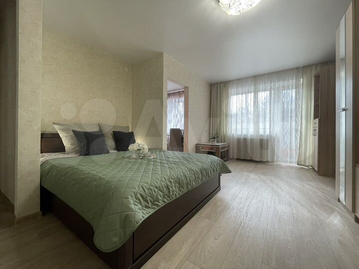 2-к. квартира, 55 м², 2/4 эт.