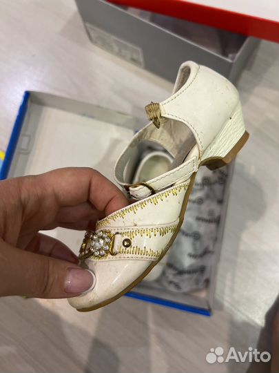 Туфли для девочки 25 размер