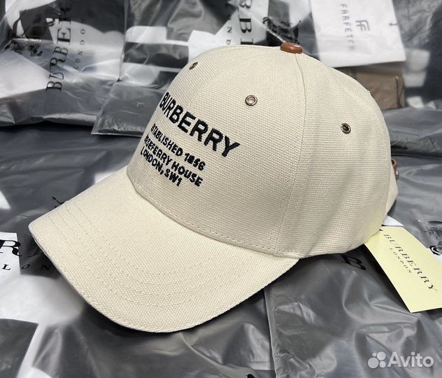 Бейсболка Burberry
