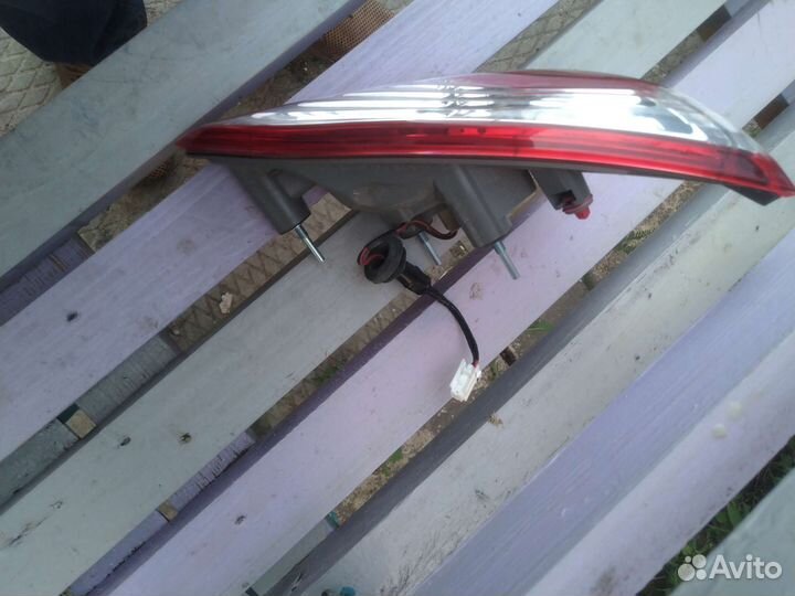 Фонарь внутренний левый Ниссан Мурано Z51 рейстал