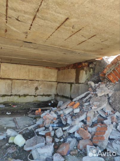 Бетонные плиты, блоки