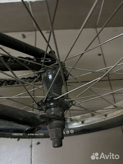 Трюковой велосипед BMX