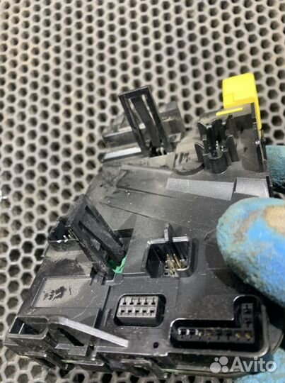 Блок подрулевых переключателей Skoda Octavia A5