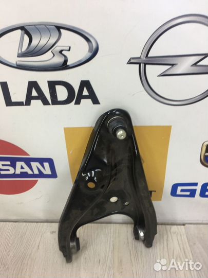 Рычаг подвески LADA largus ларгус Лев