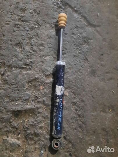 Амортизатор задний hyundai santafe classic