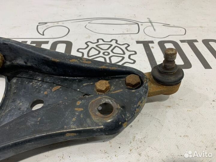 Рычаг подвески передний правый Renault Symbol 2