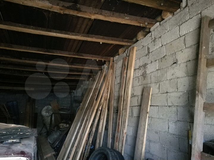 Гараж, > 30 м²