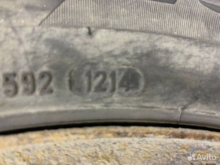 Колеса зимние (шип) Pirelli 235/55R17 Ford Kuga