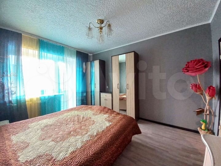 2-к. квартира, 61 м², 2/5 эт.