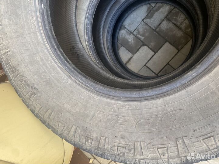 Toyo Open Country A/T 285/70 R17