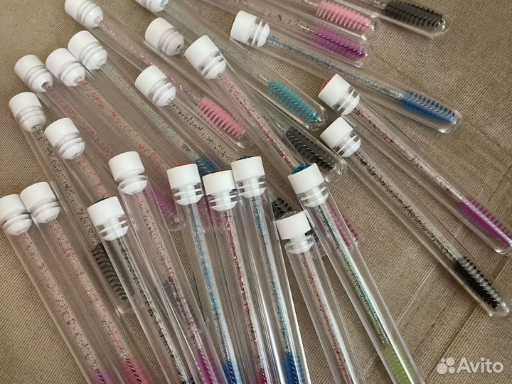 Щеточки в колбе для ресниц/бровей