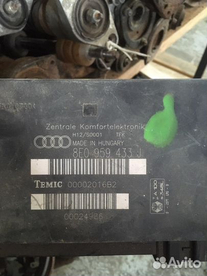 Блок комфорта Ауди А4 В6