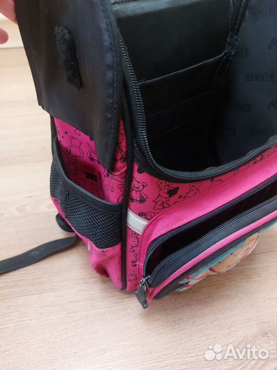 Рюкзак для девочки начальных классов