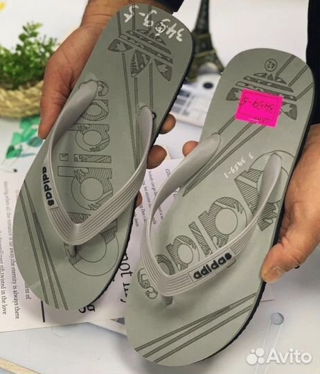 Сланцы мужские новые Adidas 40 и 41-42