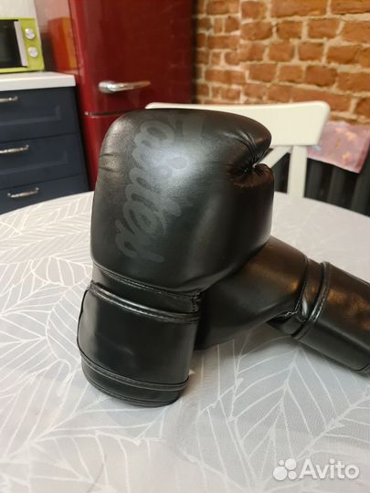 Боксерские перчатки Fairtex 14 унций