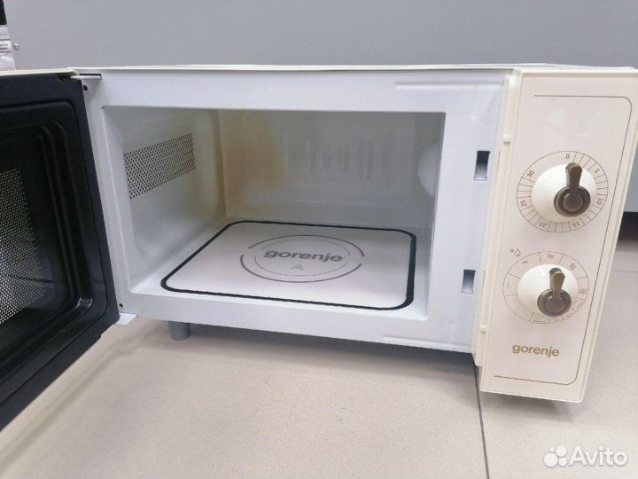 Микроволновая печь Gorenje MO17E1 с гаратнией
