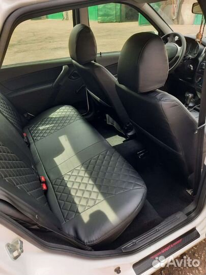 Автомобильные чехлы из экокожи